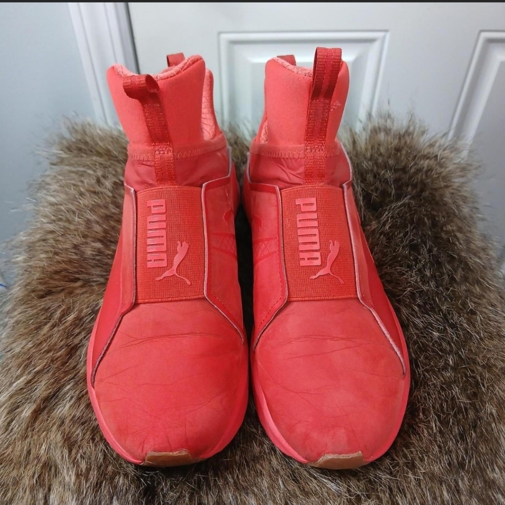 Puma Bold Red High-Tops
